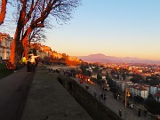 66 Viale delle mura venete al tramonto